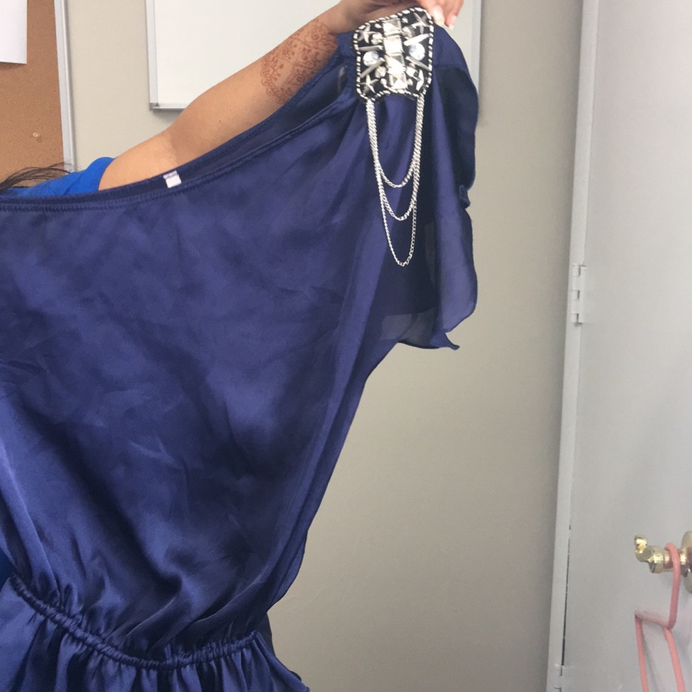 One shoulder blouse